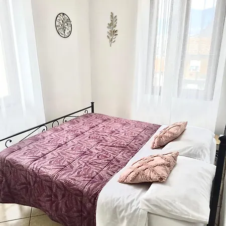 Confortevole Con Terrazza Appartamento *