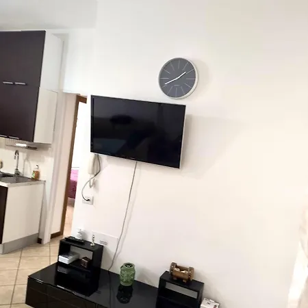 Apartamento Confortevole Con Terrazza Como