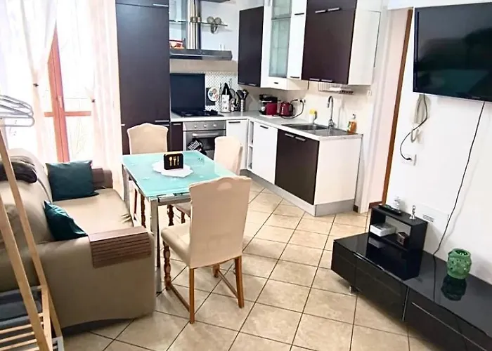 Confortevole Con Terrazza * Como