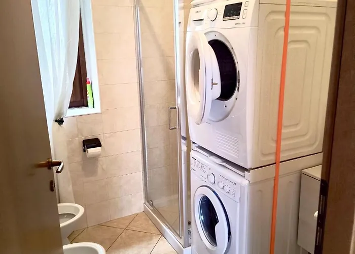 Confortevole Con Terrazza Apartman