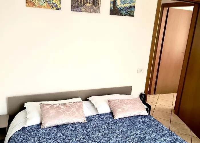 Confortevole Con Terrazza *